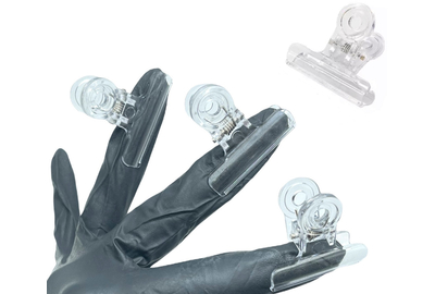 Plastic clip for clamping nails 1 pc