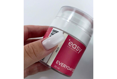 Моделирующий гель для ногтей Easy Everyday gel Milky, молочный, 30 мл