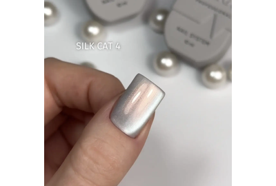 Гель-лак Saga Silk Cat Котяче Око №04, 10 мл