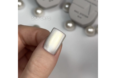 Gel polish Saga Silk Cat Cat`s Eye No. 05, 10 ml