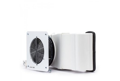 Вытяжка для маникюра ULKA Premium встроена в стол.