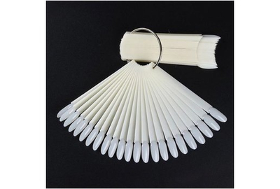 Палитра на кольце овальная матовая 50 шт