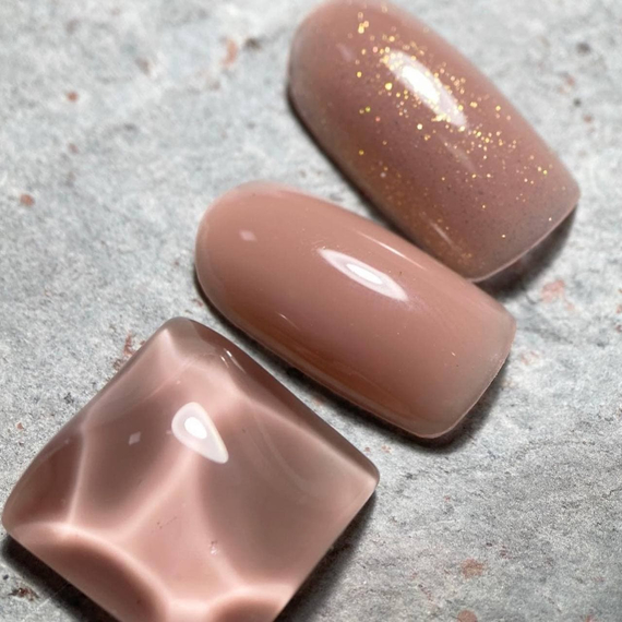 База для ногтей DARK PRO base №24, черная тара, бежевая, 15 мл, Обьем: 10 мл, изображение 2