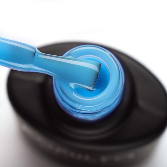 База для ногтей Komilfo Color Base Summer Sky, голубая, 8 мл, изображение 2