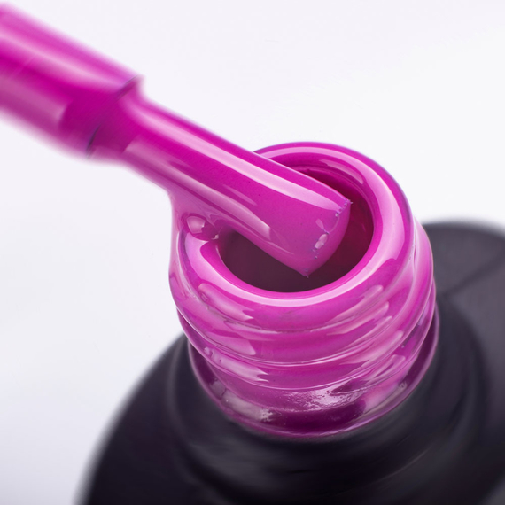 Гель-лак Komilfo Deluxe Series №D045 приглушенный темно-лиловый эмаль, 8 мл, Цвет: Лиловый, Обьем: 8 мл, изображение 2