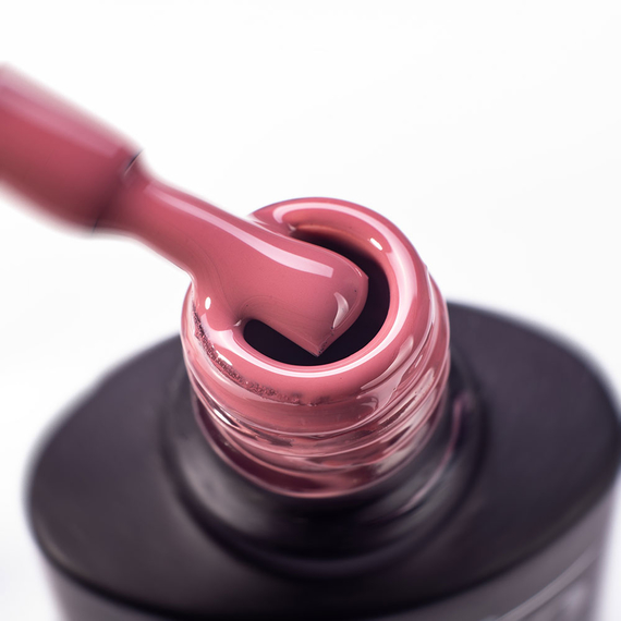 Гель-лак Komilfo Deluxe Series №D061 темний рожево-коричневий емаль, 8 мл, Колір: Коричневий, Об`єм: 8 мл, зображення 2