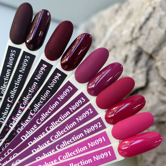 Gel polish Komilfo Deluxe Series No. D095 purple-burgundy with shimmer, 8 ml, Color: Burgundy, Volume: 8 ml, 4 image