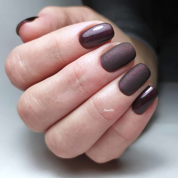 Gel polish Komilfo Deluxe Series No. D095 purple-burgundy with shimmer, 8 ml, Color: Burgundy, Volume: 8 ml, 3 image