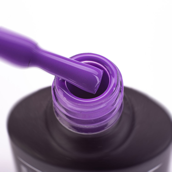 Гель-лак Komilfo Deluxe Series №D122 насыщенный сиреневый эмаль, 8 мл, Цвет: Сиреневый, Обьем: 8 мл, изображение 2