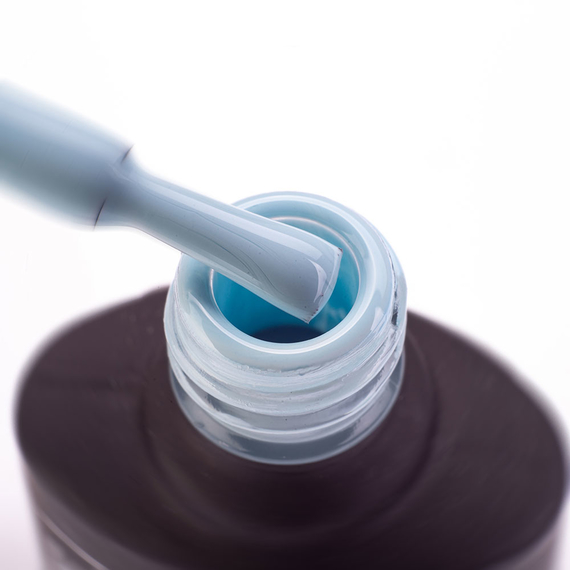 Гель-лак Komilfo Deluxe Series №D136 блідо-блакитний емаль, 8 мл, Колір: Блакитний, Об`єм: 8 мл, зображення 2