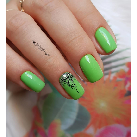 Gel polish Komilfo Deluxe Series No. D159 rich green enamel, 8 ml, Color: Light green, Volume: 8 ml, 3 image