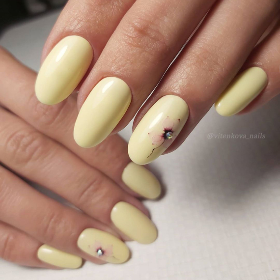 Gel polish Komilfo Deluxe Series No. D169 pale yellow enamel, 8 ml, Color: Yellow, Volume: 8 ml, 3 image