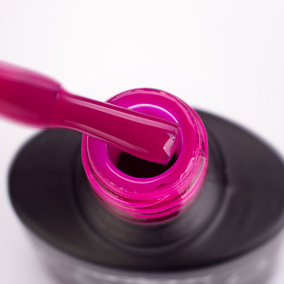 Гель-лак Komilfo Deluxe Series №D264 малинова фуксія емаль, 8 мл, Колір: Фуксія, Об`єм: 8 мл, зображення 2