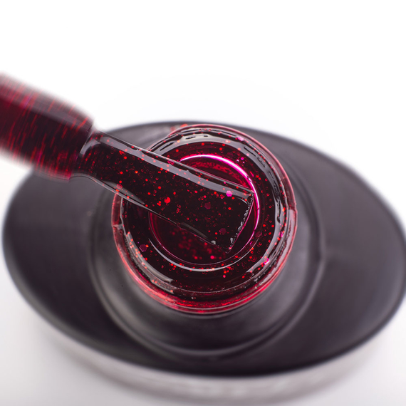 Гель-лак Komilfo DeLuxe Series №G016 вишнево-червоний мікроблеск, 8 мл, Колір: Червоний, Об`єм: 8 мл, зображення 2