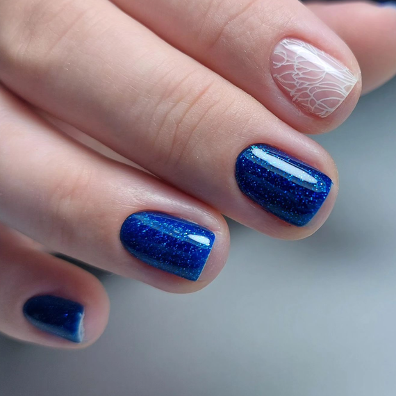 Гель-лак Komilfo DeLuxe Series №G021 синий с серебристыми блестками, 8 мл, Цвет: Синий, Обьем: 8 мл, изображение 3