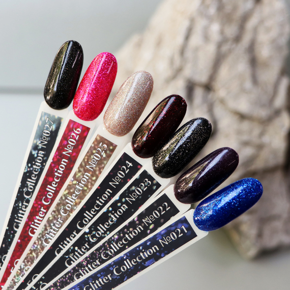 Гель-лак Komilfo DeLuxe Series №G025 бежевий з голографічними блискітками, 8 мл, Колір: Бежевий, Об`єм: 8 мл, зображення 3