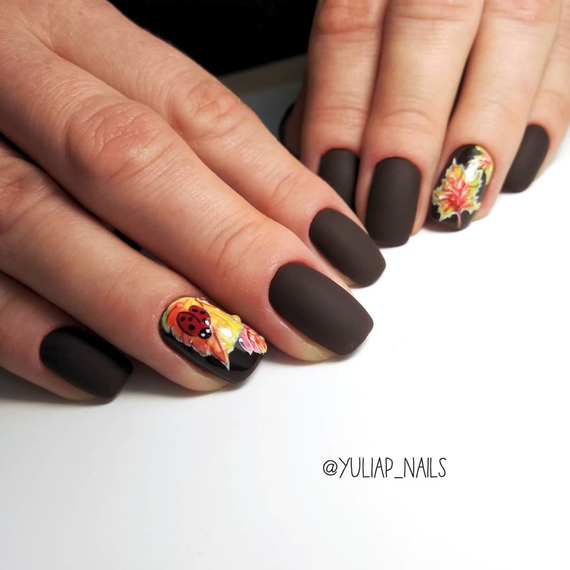 Гель-лак Komilfo Deluxe Series №D300 черно-бордовый эмаль, 8 мл, Цвет: Бордовый, Обьем: 8 мл, изображение 3