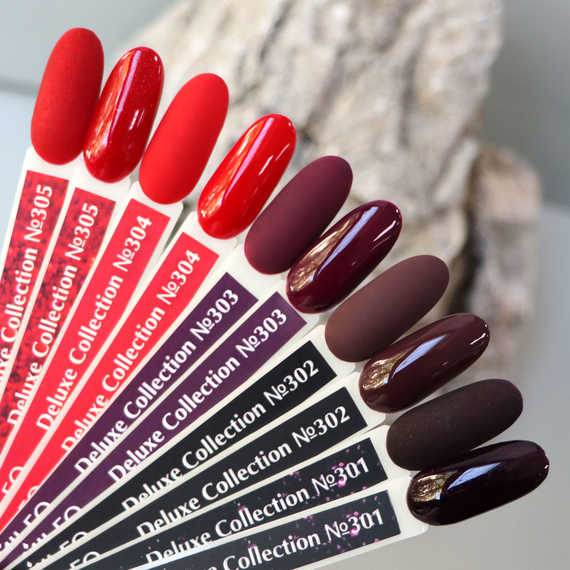 Gel polish Komilfo Deluxe Series No. D301 black-burgundy with microglitter, 8 ml, Color: Burgundy, Volume: 8 ml, 5 image