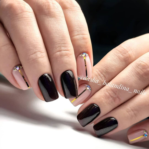 Gel polish Komilfo Deluxe Series No. D301 black-burgundy with microglitter, 8 ml, Color: Burgundy, Volume: 8 ml, 4 image