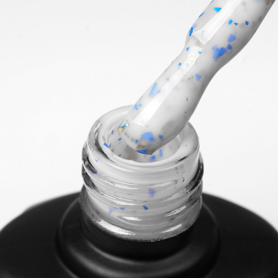 База для ногтей Komilfo Potal Base P009, молочная с сине-золотой поталью, 8 мл, изображение 3