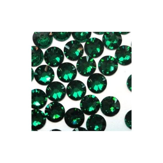 Стразы изумруд микс размер 100 шт